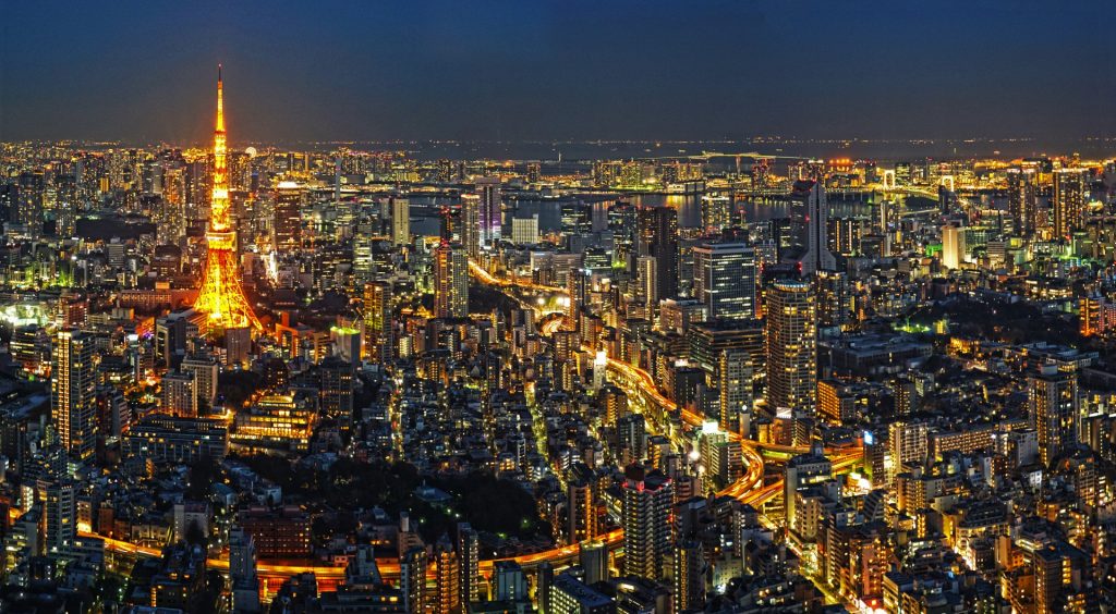 東京